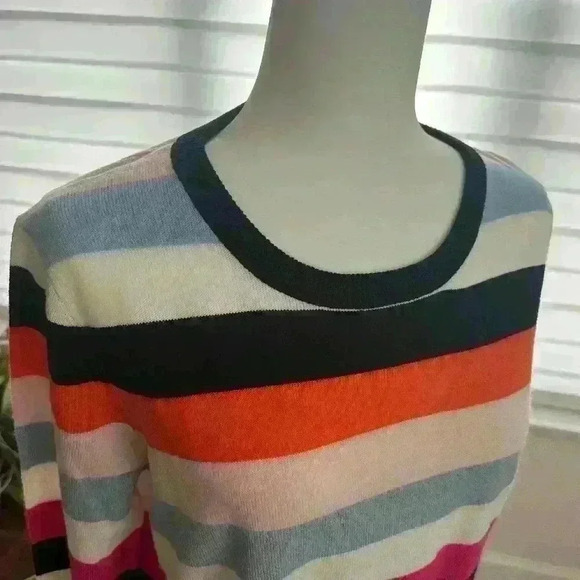 Tommy Hilfiger Long Sleeve, Multi Color Striped Sweater - Size XL - Picture 4 of 7